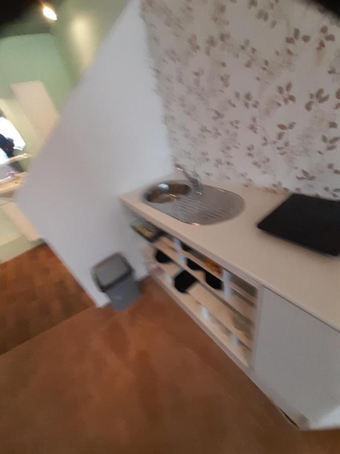 Appartamento casa di Claudia Anversa Esterno foto